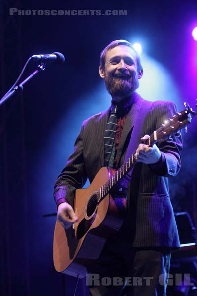 THE DIVINE COMEDY - 2015-05-30 - NIMES - Grande Scene Flamingo - 